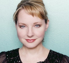 Jessica Holmes Wiki, Married, Husband, Boyfriend, Salary and Net Worth