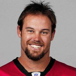 NFL Mike Alstott's Career As A Buccaneer's Rusher, Married Life, Net Worth, & Bio