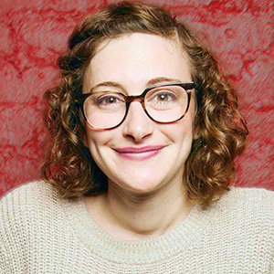Jo Firestone Wiki, Age, Engaged, Boyfriend, TV Shows